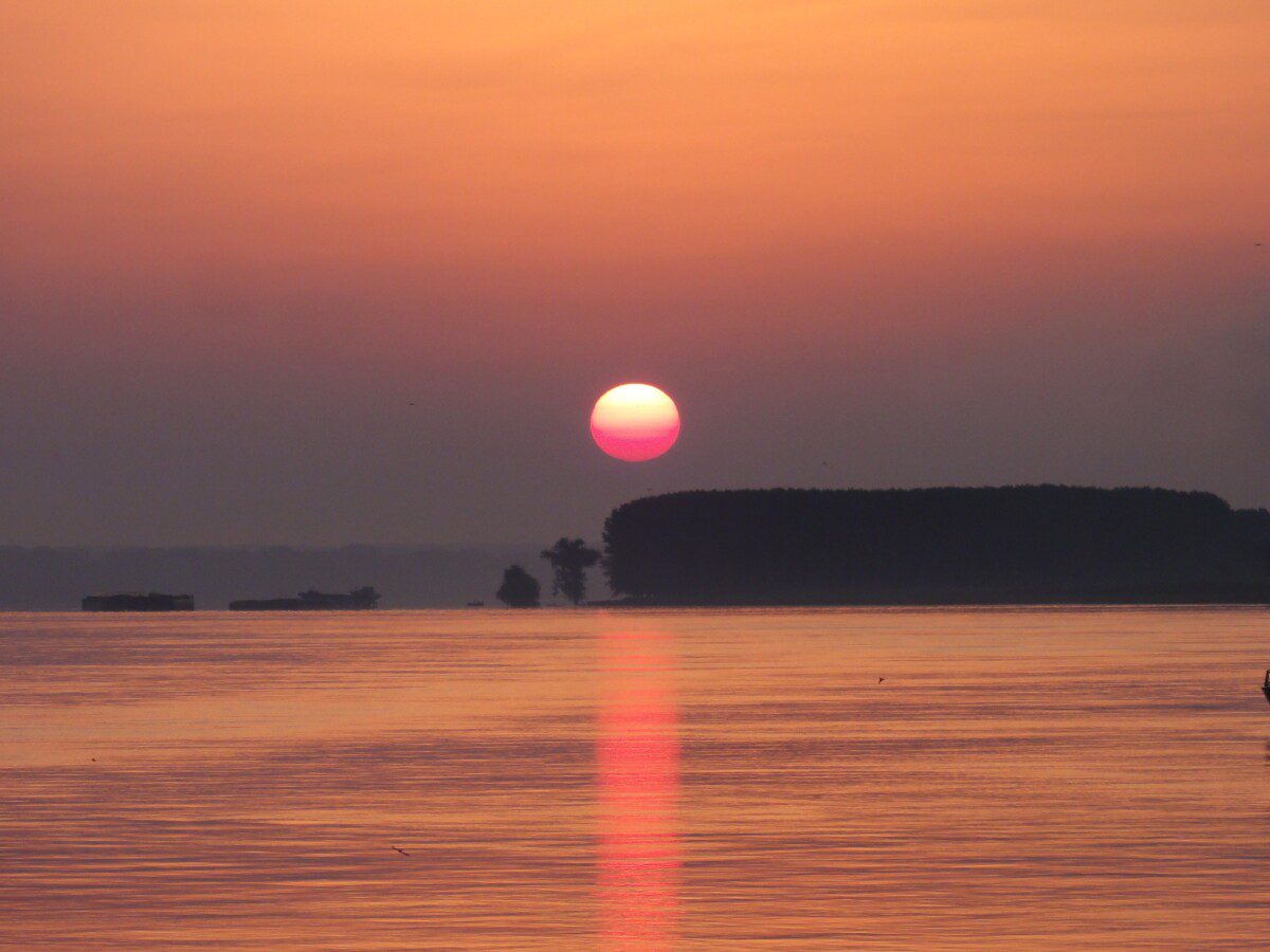 Alba sul Danubio
