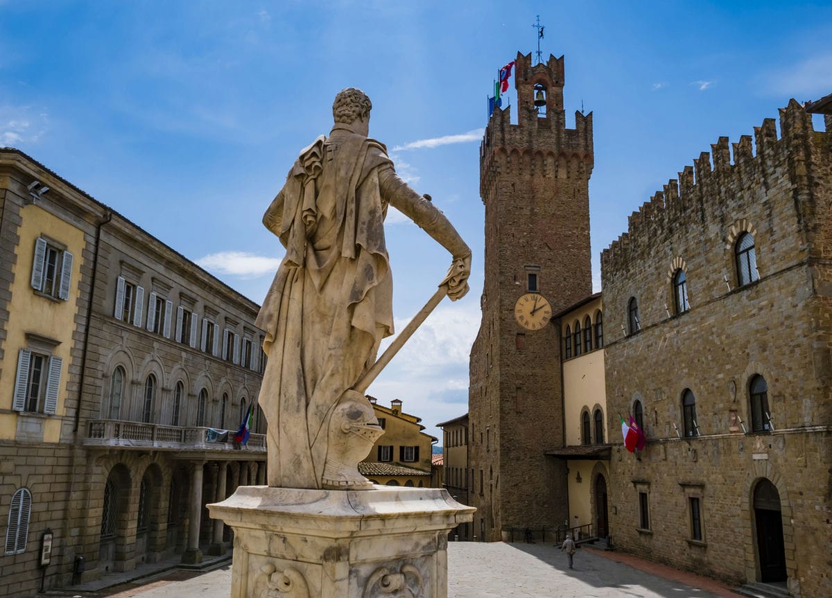 Arezzo consigli e itinerari di viaggio Turisti per Caso